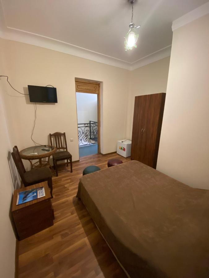 Hotel Dadiani Batumi Exterior foto