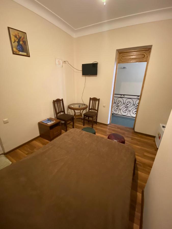 Hotel Dadiani Batumi Exterior foto