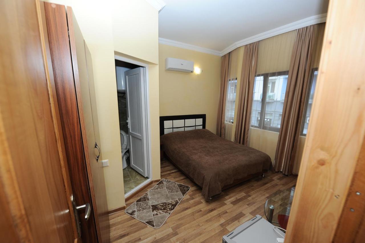 Hotel Dadiani Batumi Exterior foto